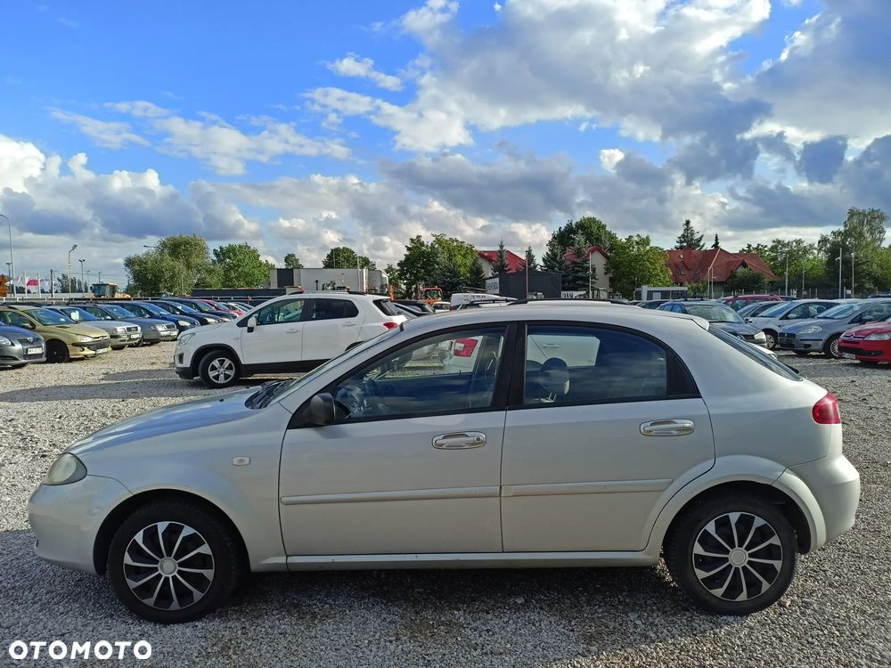 Chevrolet Lacetti - 2