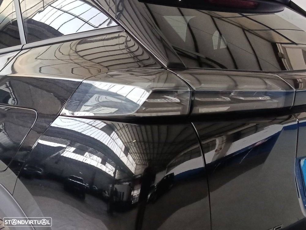 Peugeot 2008 1.2 Hybrid Allure e-DCS6 - 26