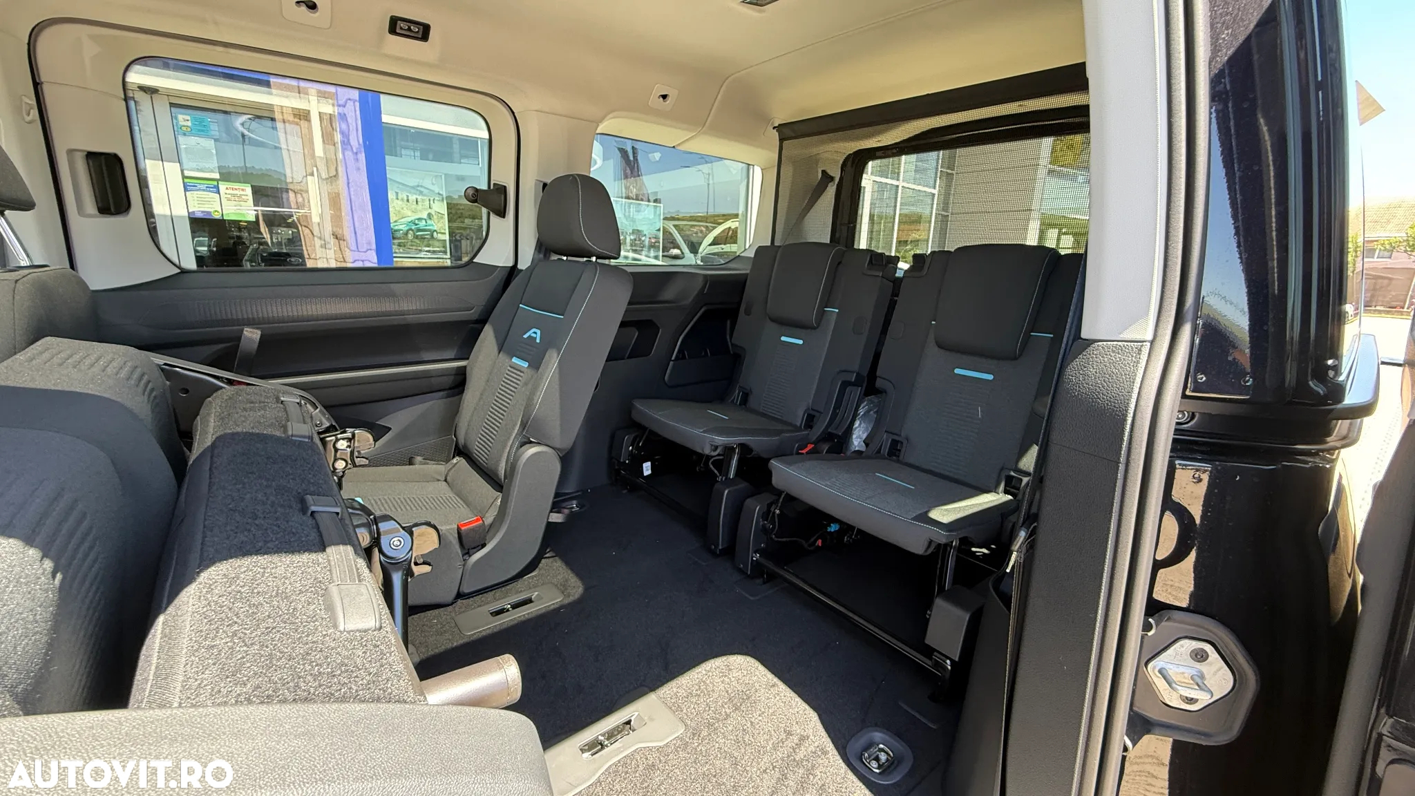Ford Tourneo Connect 2.0L EcoBlue LWB Active - 19