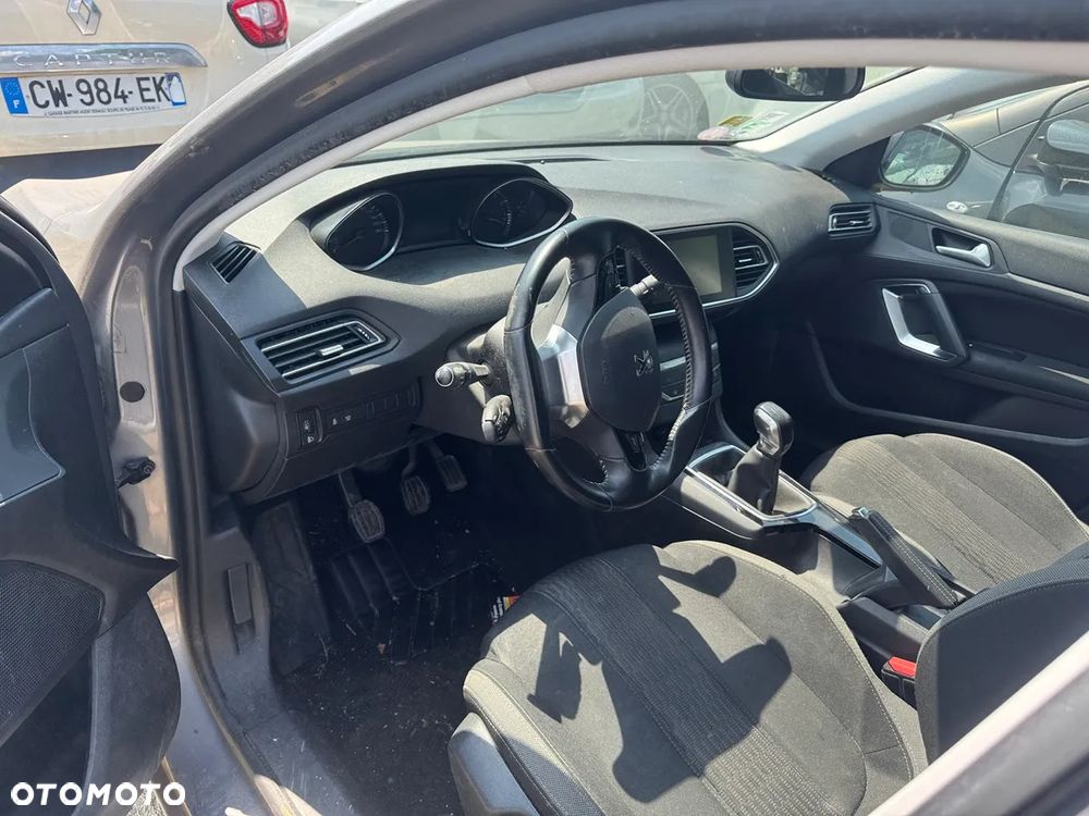 Peugeot 308 PureTech 110 Stop & Start Access - 12