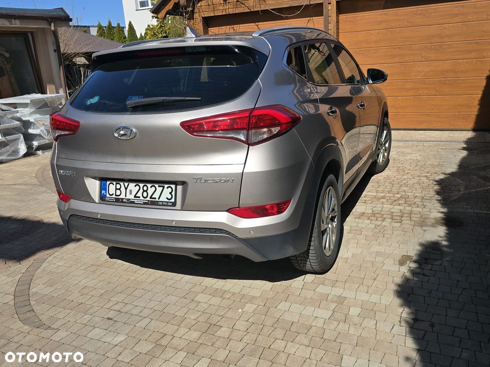 Hyundai Tucson 1.7 CRDI BlueDrive Style 2WD DCT - 4
