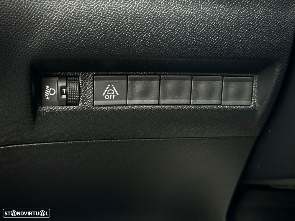 Peugeot 208 1.2 PureTech Active Pack - 10
