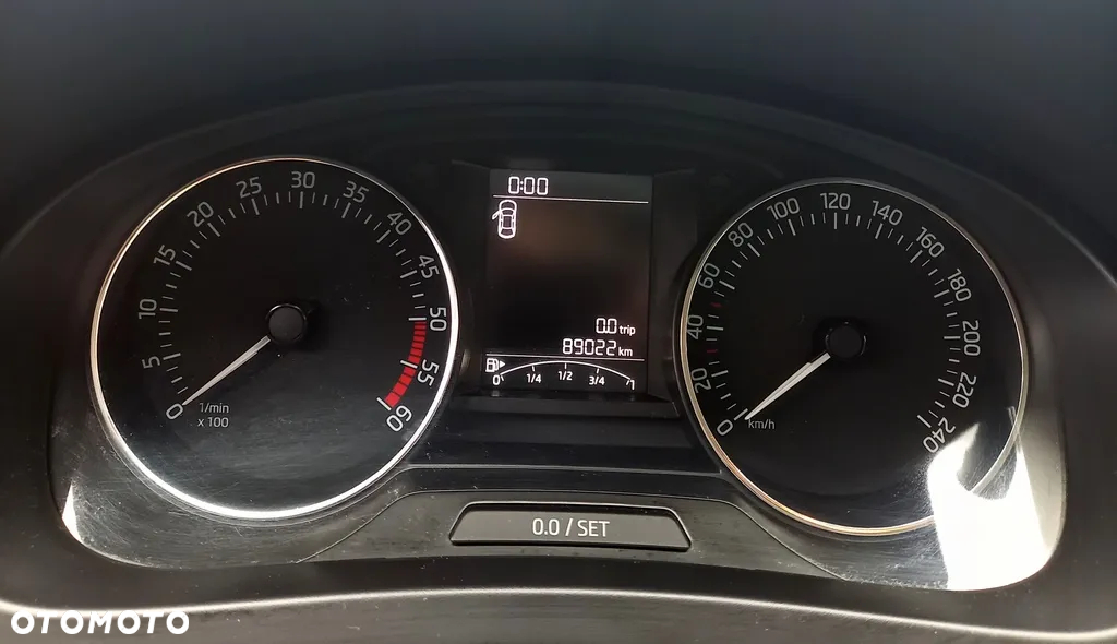 Skoda RAPID 1.4 TDI DPF Active - 14