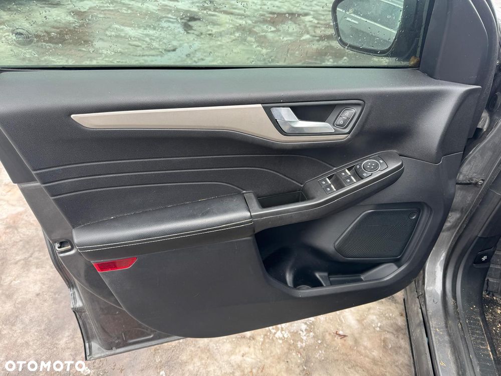 Ford Kuga 1.5 EcoBoost 4x4 SYNC - 11