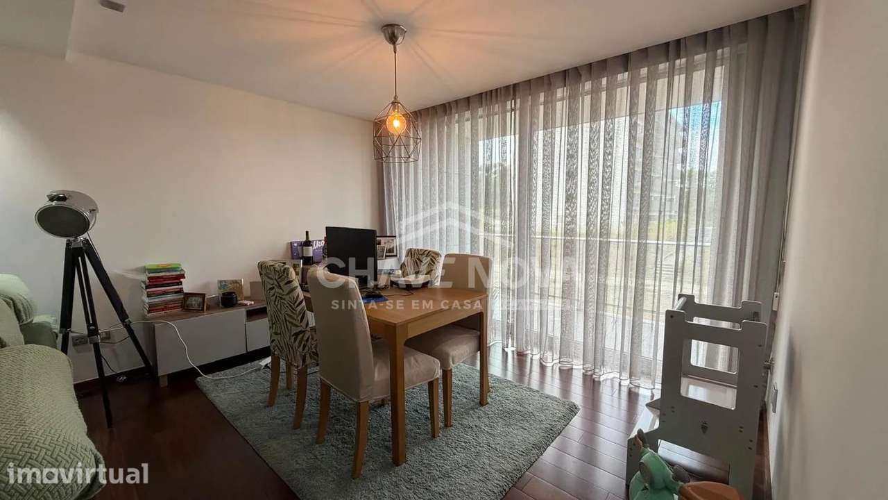 APARTAMENTO T2 | CANIDELO | 103 M² | VARANDA | BOX 23,10 M² | ANO 2024 - Grande imagem: 3/31