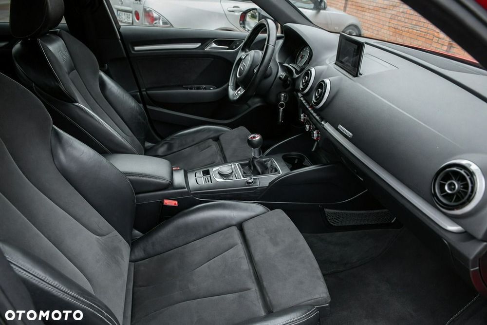 Audi S3 Sportback 2.0 TFSI Quattro - 10