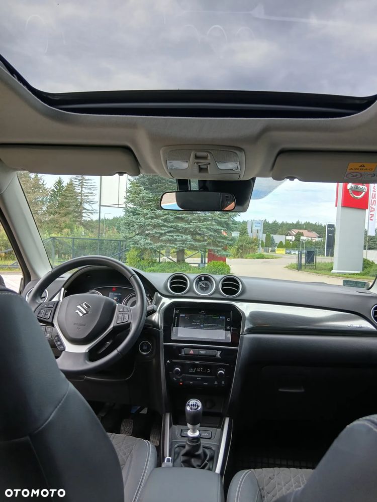 Suzuki Vitara 1.4 Boosterjet SHVS Elegance Sun 4WD - 14