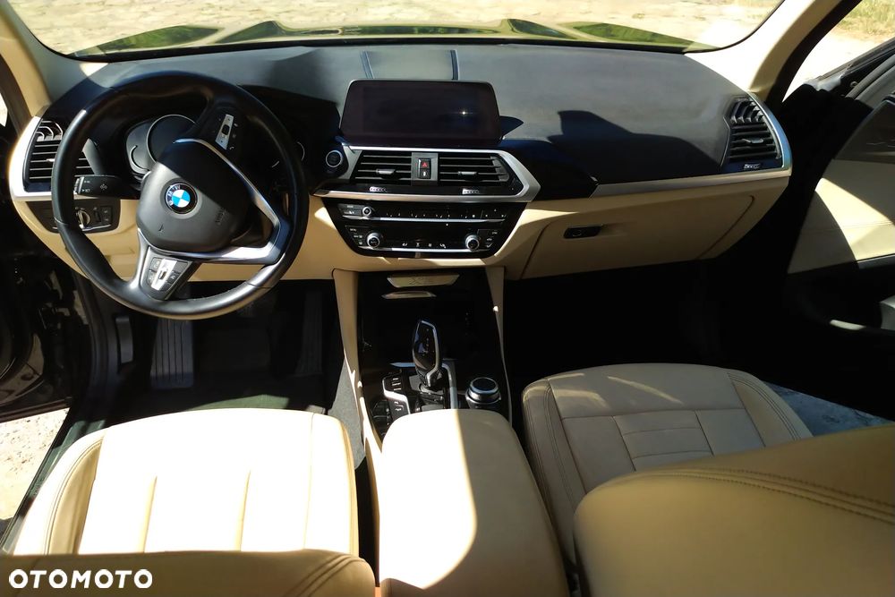 BMW X3 xDrive20i - 12