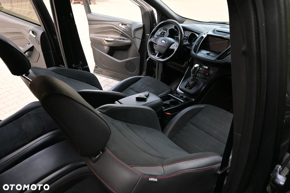 Ford Kuga 2.0 TDCi AWD ST-Line - 23