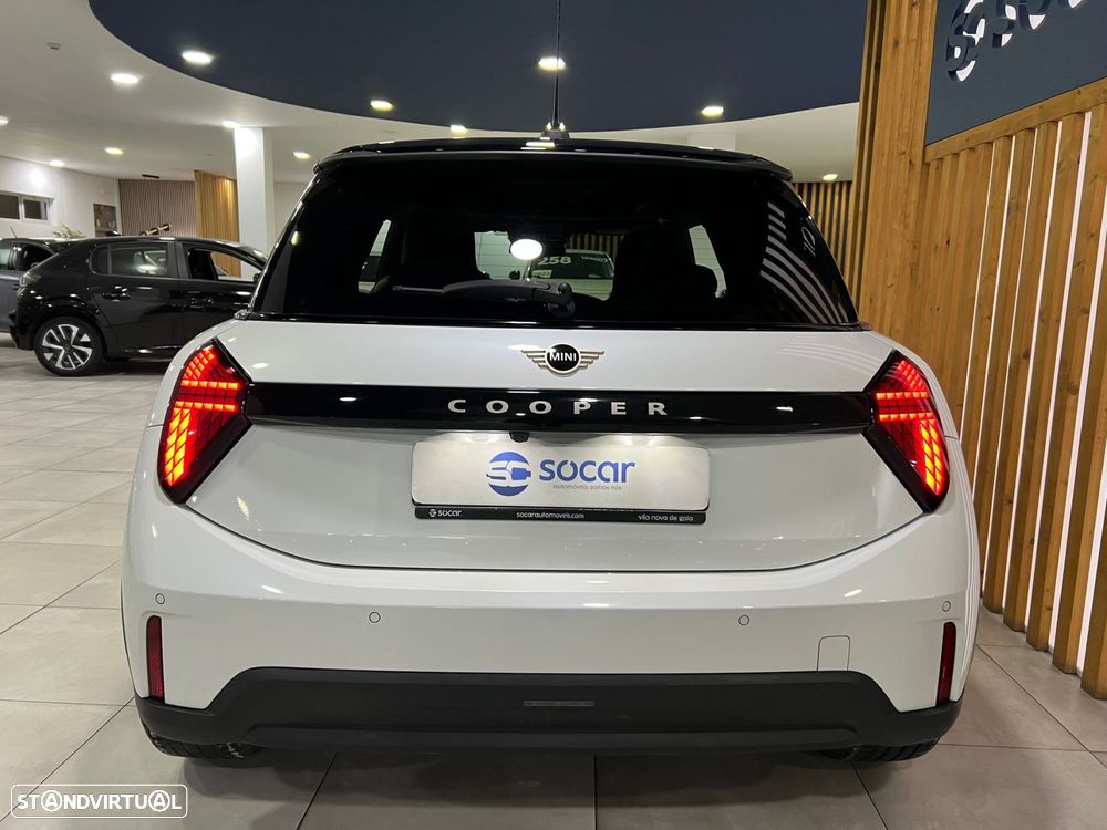 MINI 3 Portas Cooper C Favoured S - 11