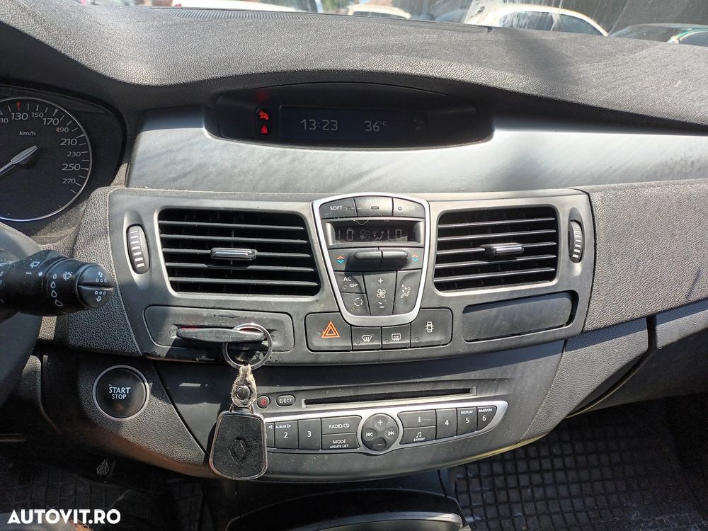 Dezmembrari  Renault LAGUNA 3  2007  > 0000 2.0 dCi (BT08, BT0K, BT0J - 29