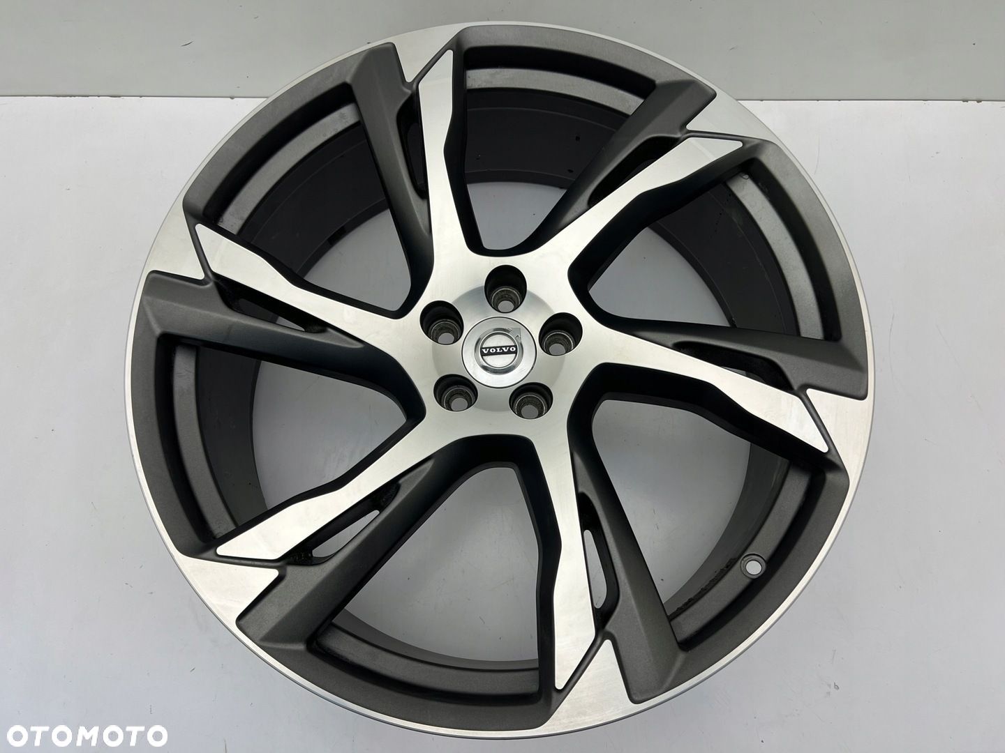 VOLVO XC90 II R-DESIGN FELGA KOŁO 9Jx22 ET38.5 5x108 N - 1