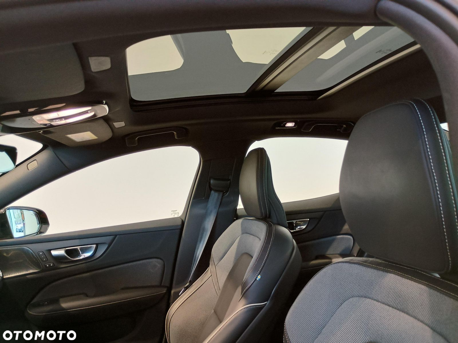 Volvo S60 - 25