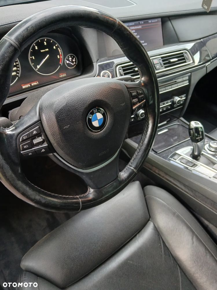 BMW Seria 7 730d Blue Performance - 15