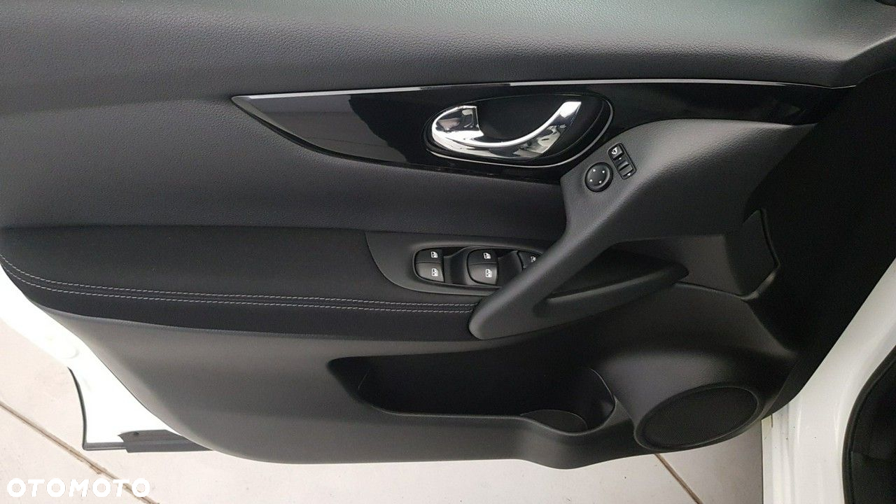 Nissan Qashqai - 24