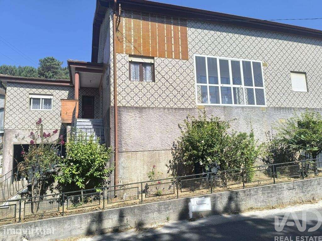 Casa / Villa T5 em Vila Cova da Lixa e Borba de Godim de 173,5 m2 - Grande imagem: 4/24