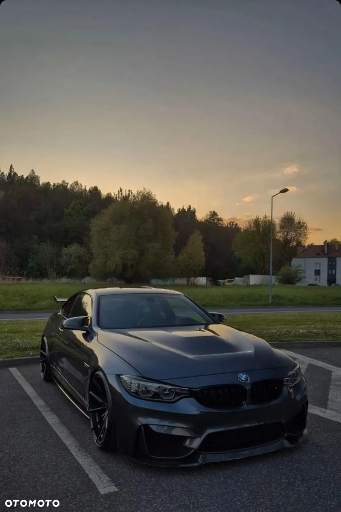 BMW M4 DKG - 12
