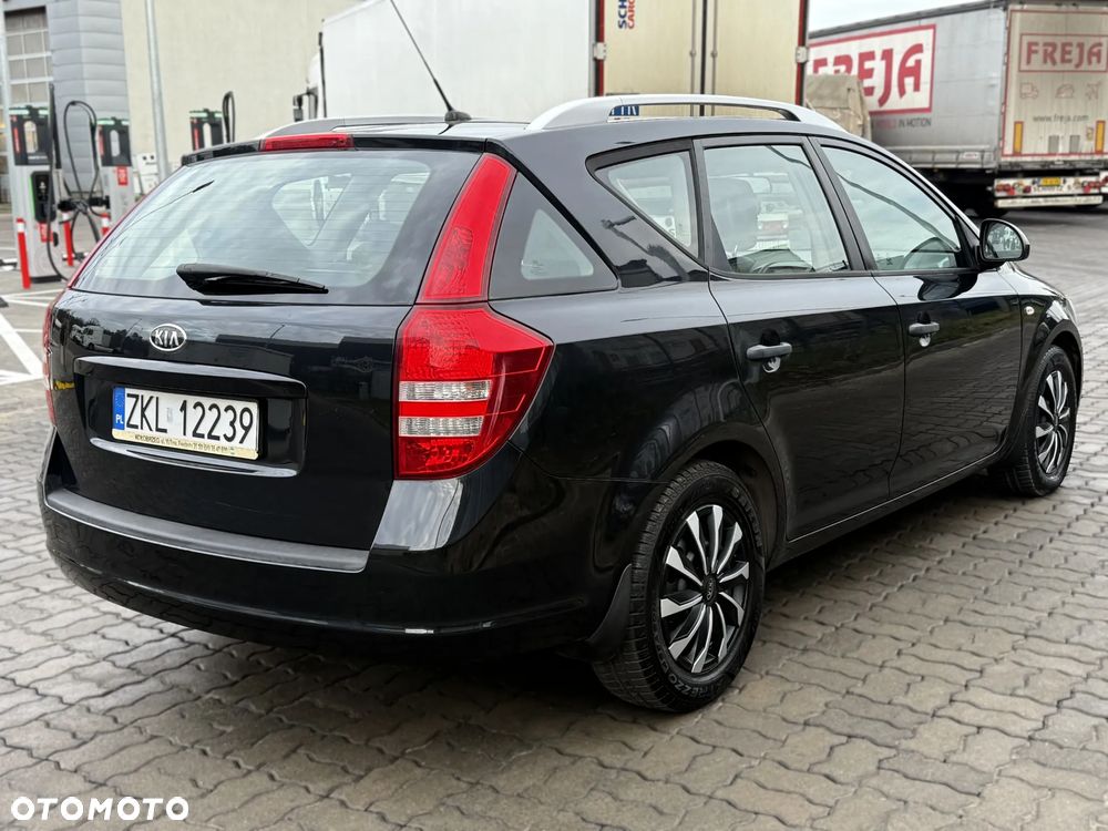 Kia Ceed - 2