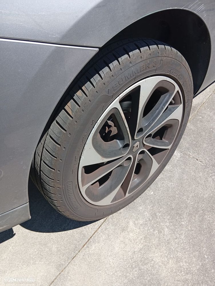 Renault Mégane 1.5 dCi Bose Edition - 4