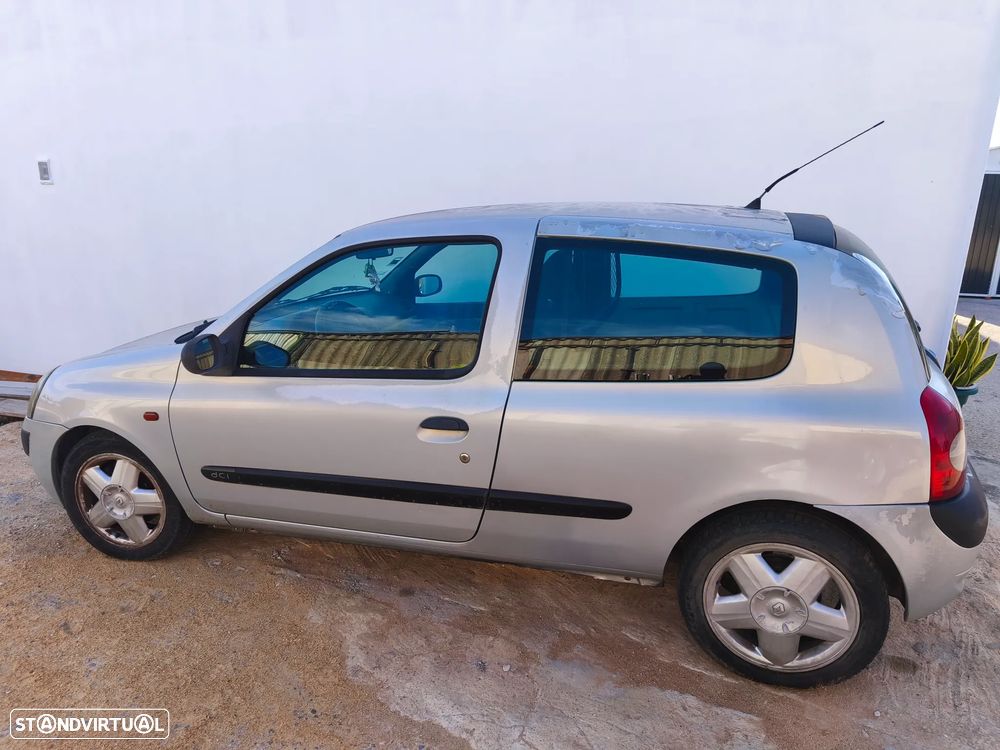Renault Clio 1.5 dCi S - 1
