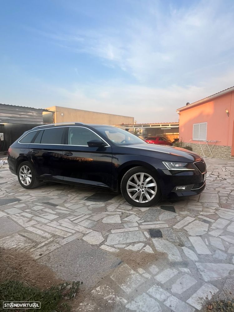 Skoda Superb Break 2.0 TDI Style DSG - 6