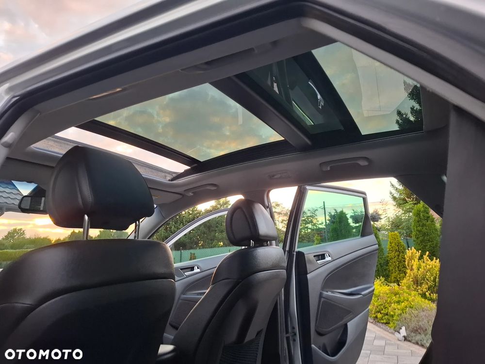 Hyundai Tucson blue 1.7 CRDi 2WD DCT Premium - 24