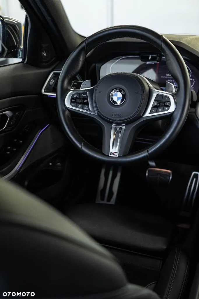 BMW Seria 3 330e - 8