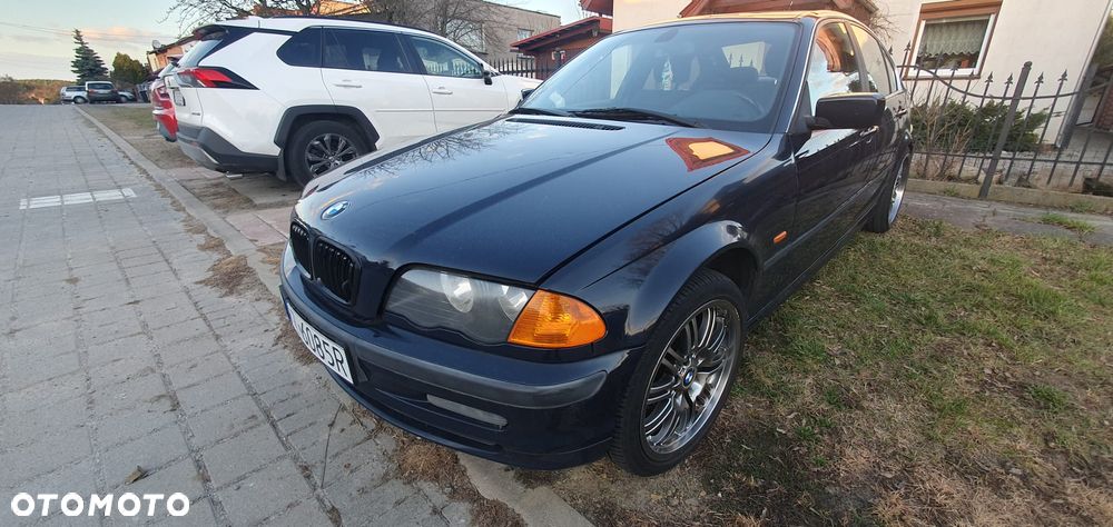 BMW Seria 3 - 1