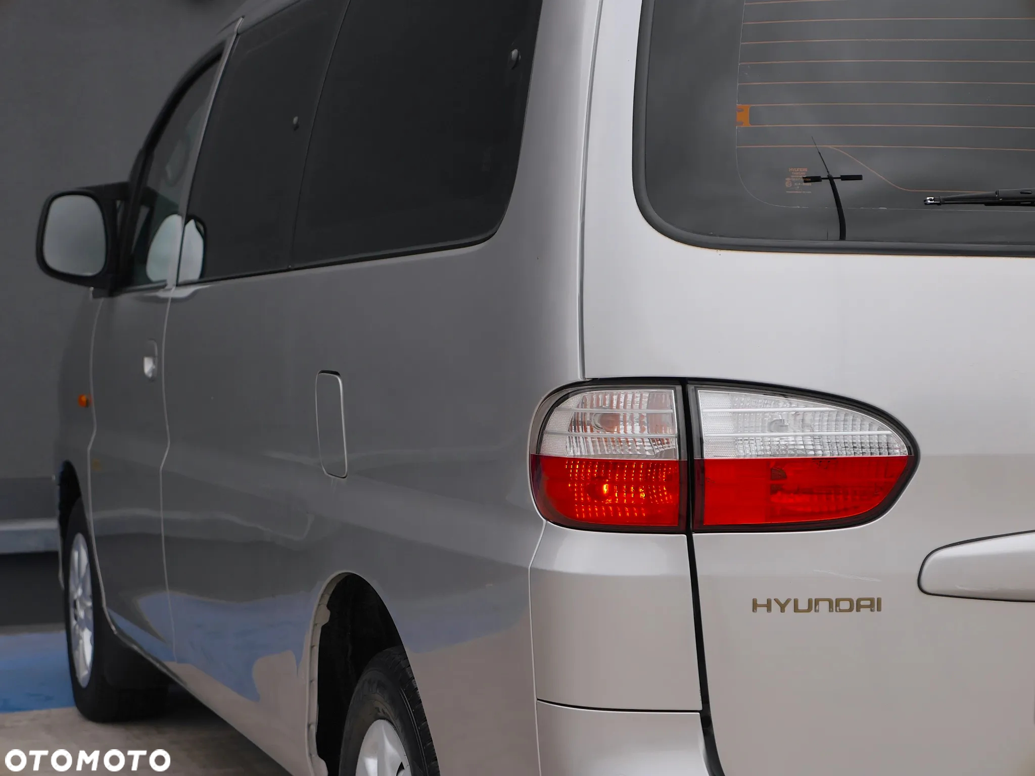 Hyundai H-1 2.5 CRDi Travel Family+ - 28