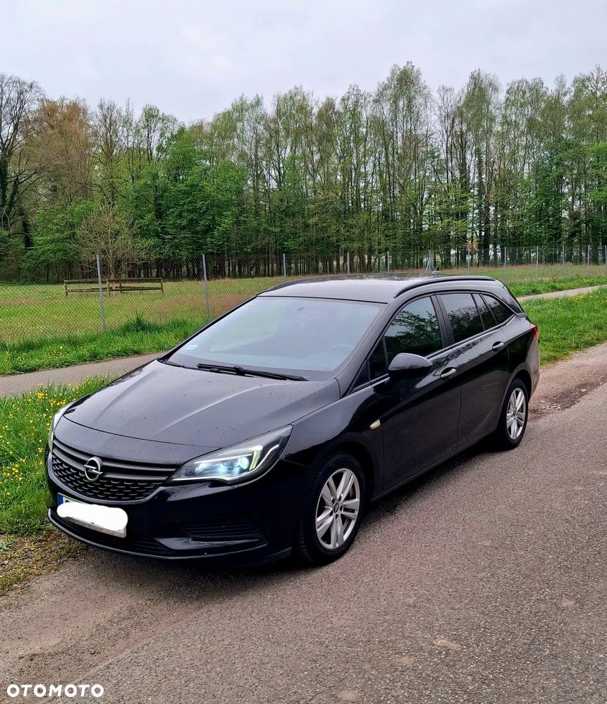Opel Astra 1.6 CDTI Enjoy - 1