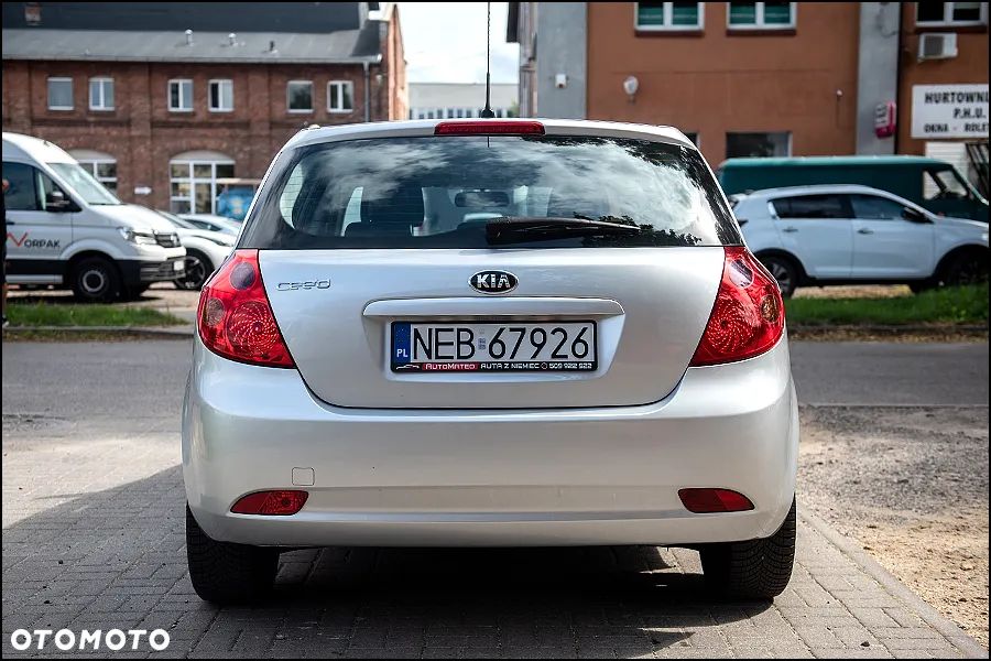Kia Ceed 2.0 CVVT EX - 8