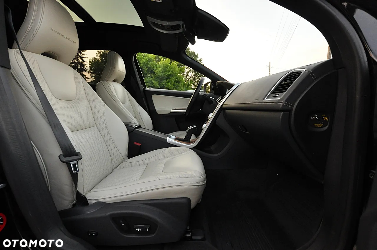 Volvo XC 60 D4 Inscription - 24
