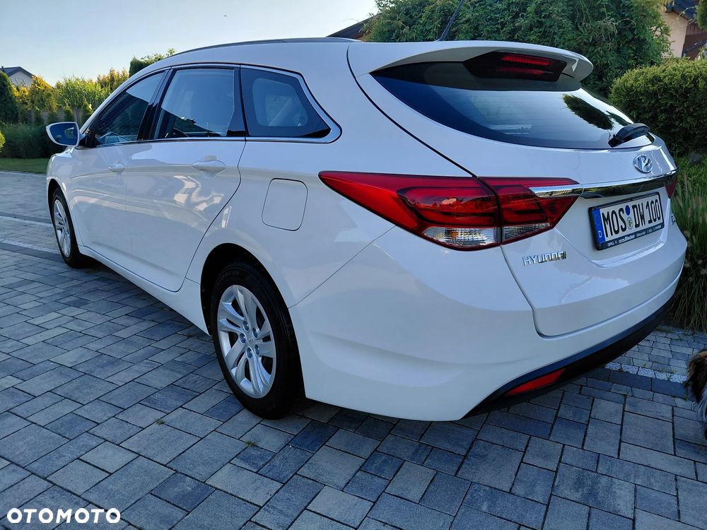 Hyundai i40 Kombi 1.6 Trend - 13