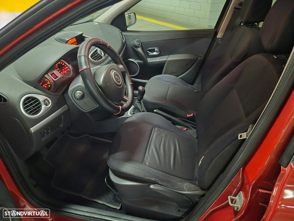 Renault Clio 1.2 16V Dynamique - 22