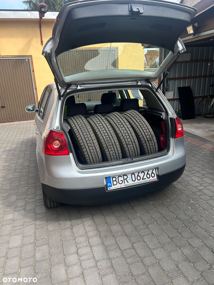 Volkswagen Golf 1.6 Comfortline - 5