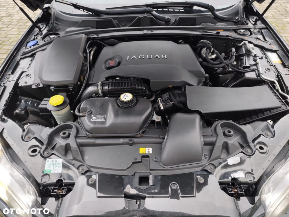 Jaguar XF 3.0 V6 D S Portfolio - 27