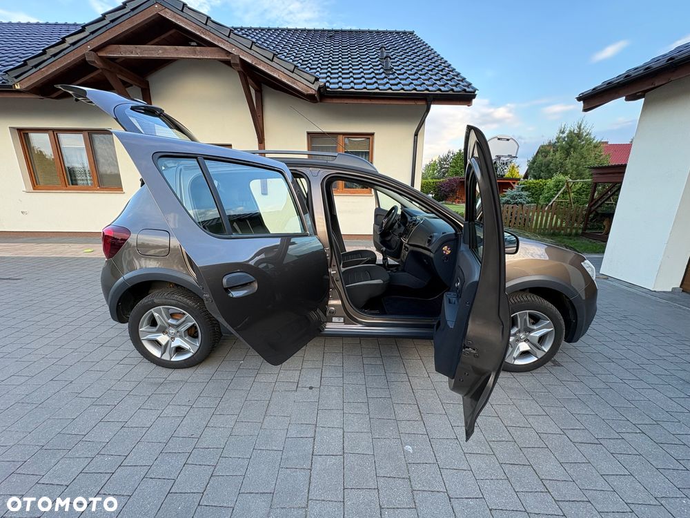 Dacia Sandero Stepway TCe 90 S&S Ambiance - 16