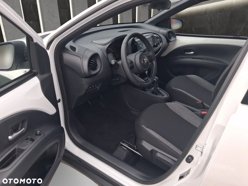 Toyota Aygo X 1.0 VVT-i Comfort CVT - 9