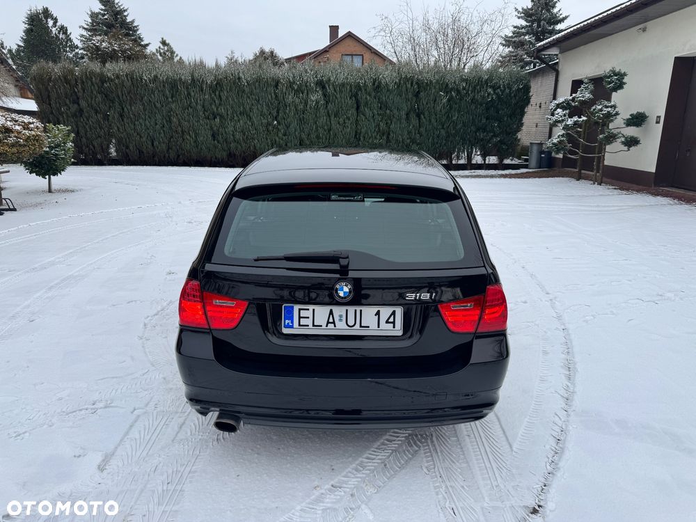 BMW Seria 3 318i Edition Lifestyle - 20