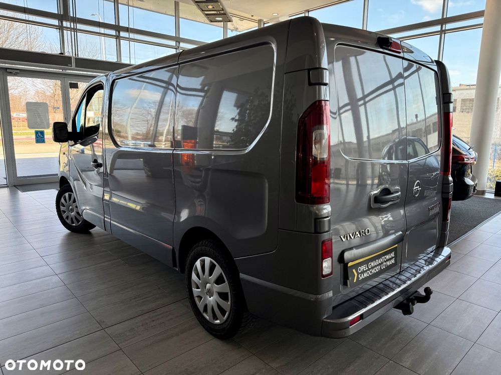 Opel VIVARO - 2