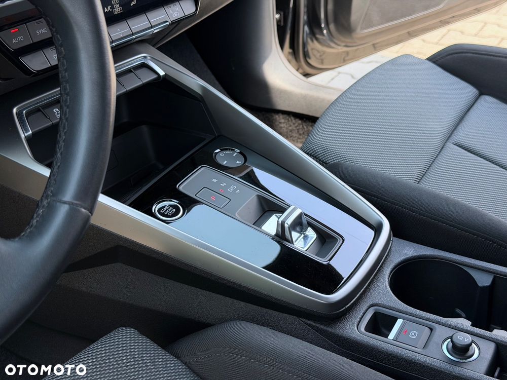 Audi A3 Limousine 35 TFSI S tronic - 24