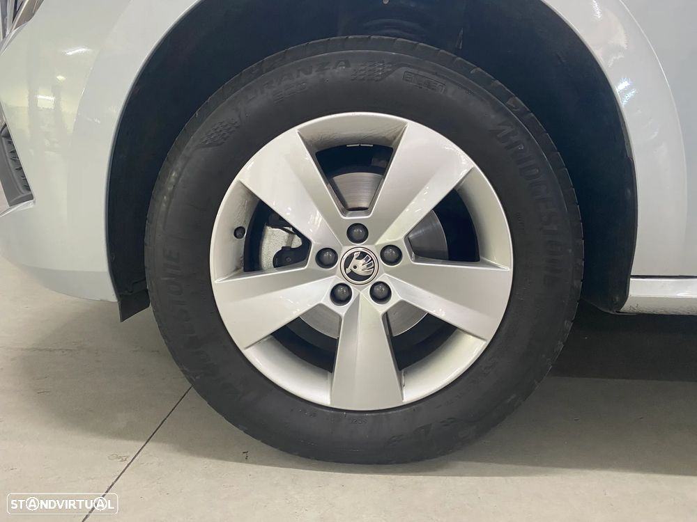 Skoda Kamiq 1.0 TSI DSG - 5