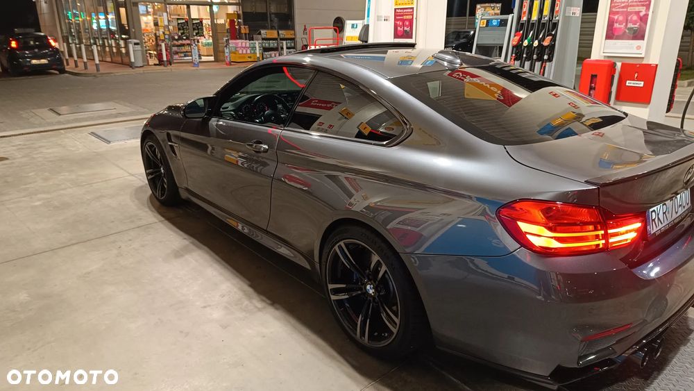 BMW M4 Coupe DKG - 6