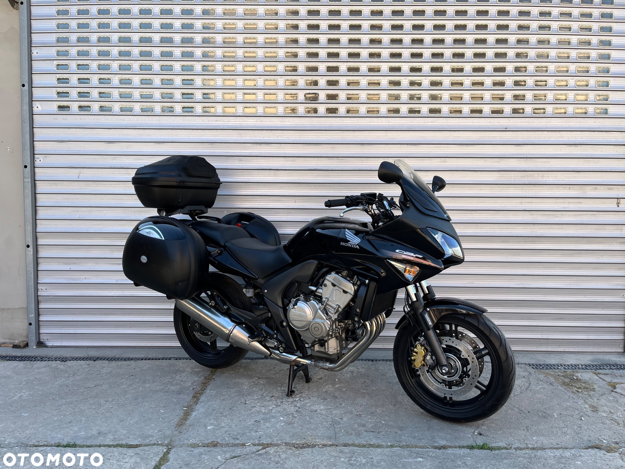 Honda CBF - 37