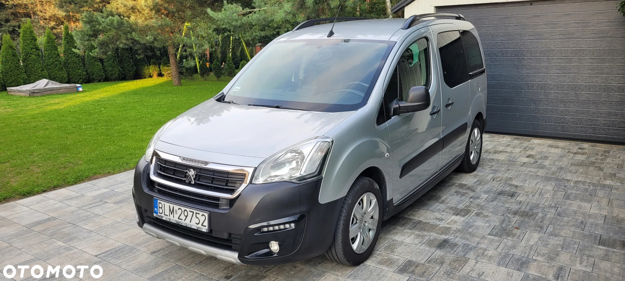 Peugeot Partner 1.6 BlueHDi Outdoor S&S - 14