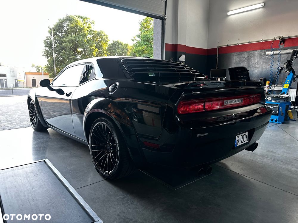 Dodge Challenger 5.7 R/T - 5