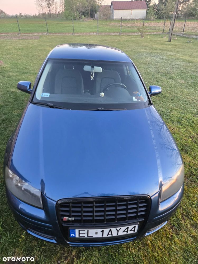 Audi A3 3-drzwiowe 1.6 Ambiente - 2