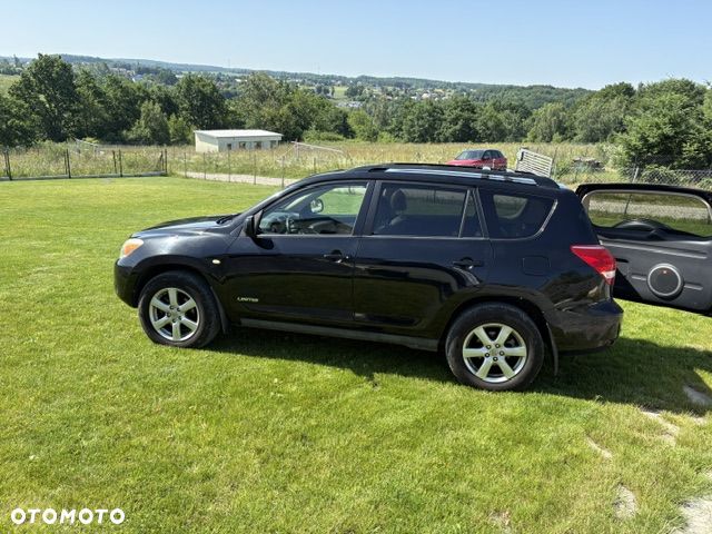 Toyota RAV4 - 17