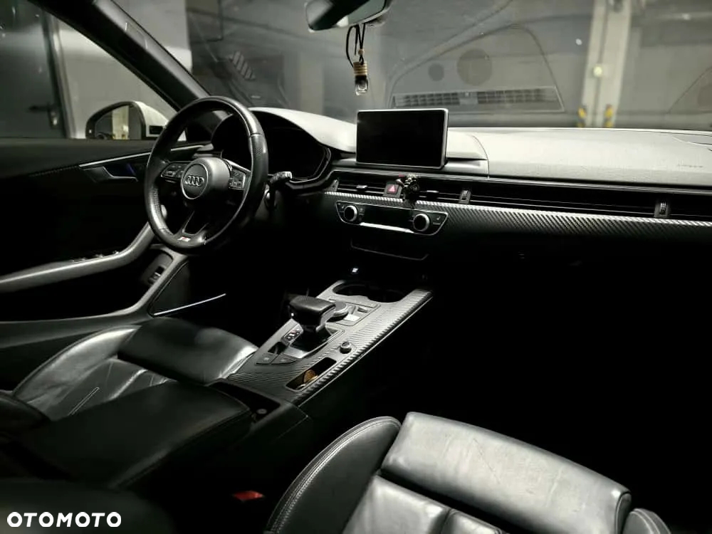 Audi A4 - 22