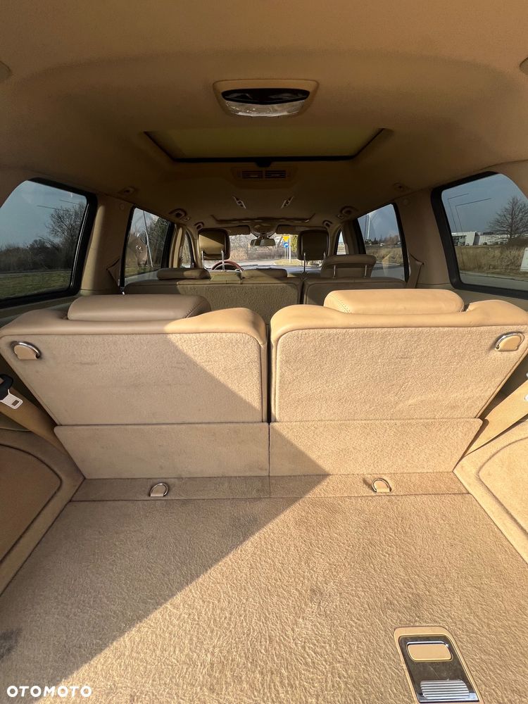 Mercedes-Benz GL - 13